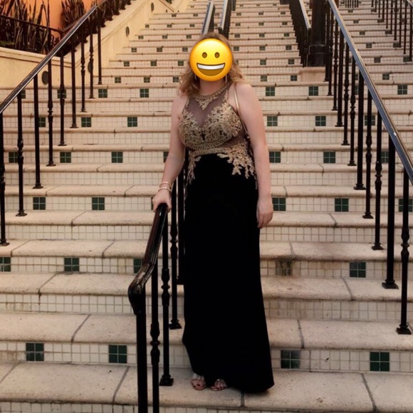 Prom Dress!! - Picture 8 of 8